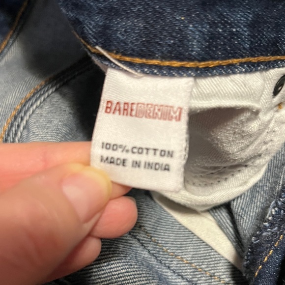 Bare Denim crop jean pant. Waist 34, low waist tapered fit. - Picture 4 of 8